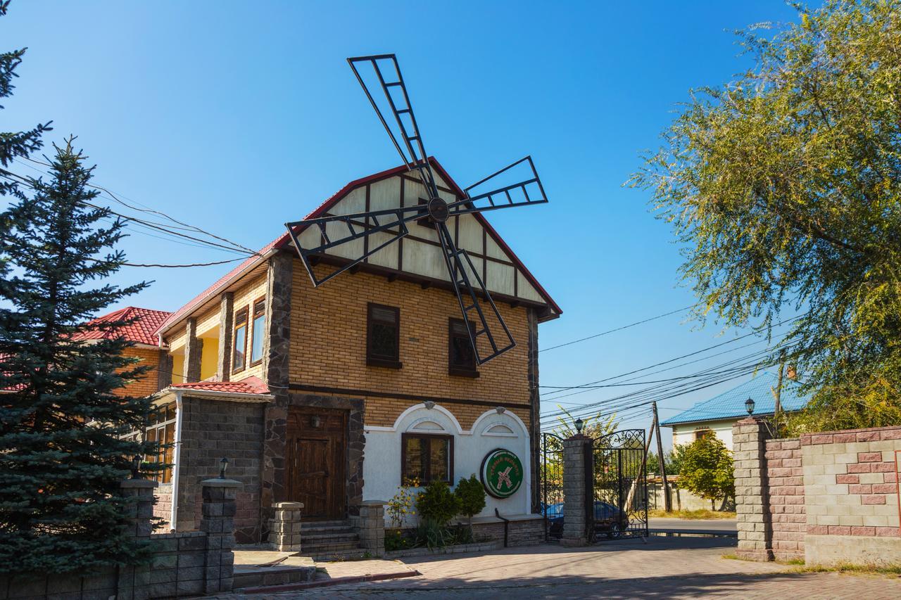 Stary Melnik Hotel Αλμάτι Εξωτερικό φωτογραφία